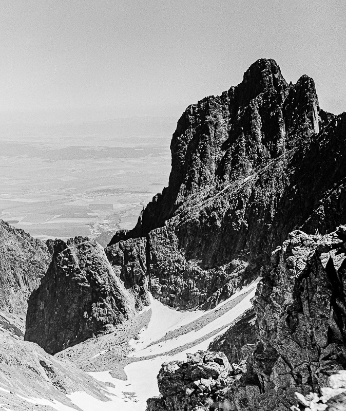 V. Tatry, Prostredn hrot