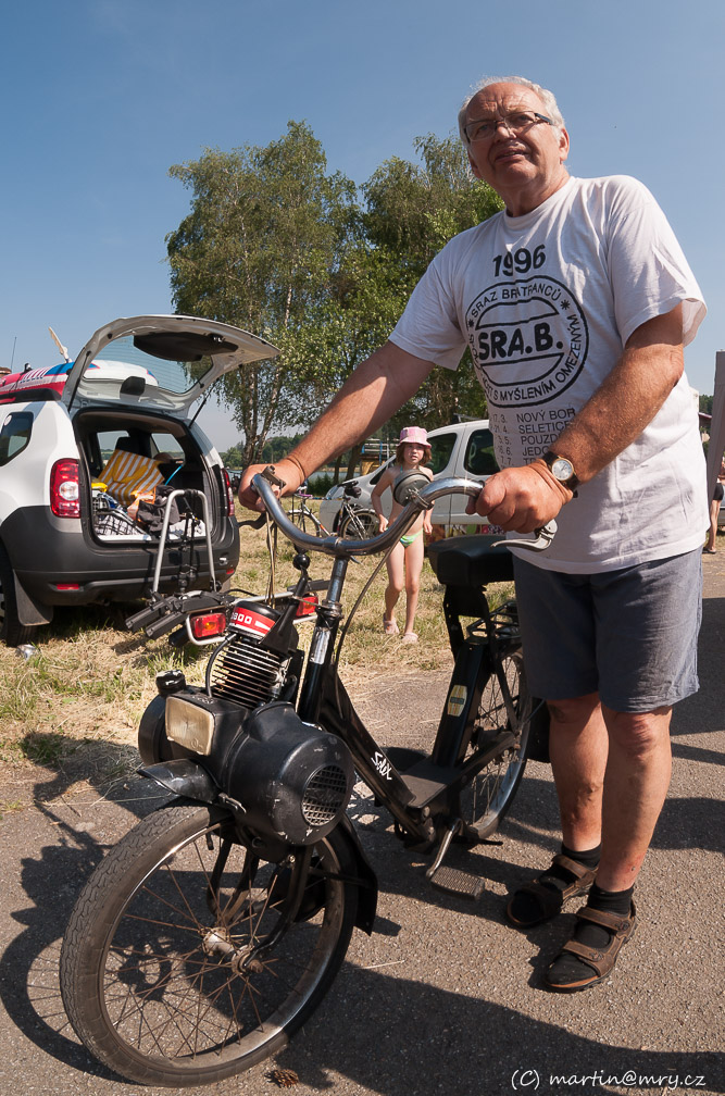 Tento moped  se snažil MK protlačit do závadu s tvrzením, že se nejdená o zakázané elektrokolo.