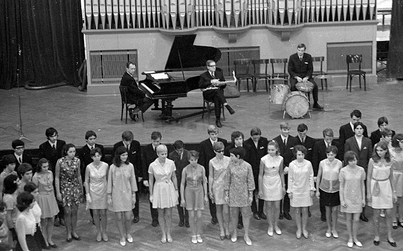 Taneční, 1968...69
